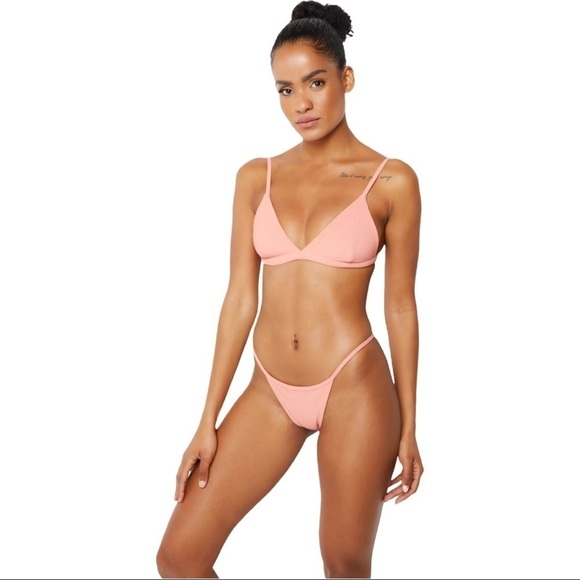 IIXIIST  Bikini Swimsuit Set Size AU12 - Picture 1 of 6